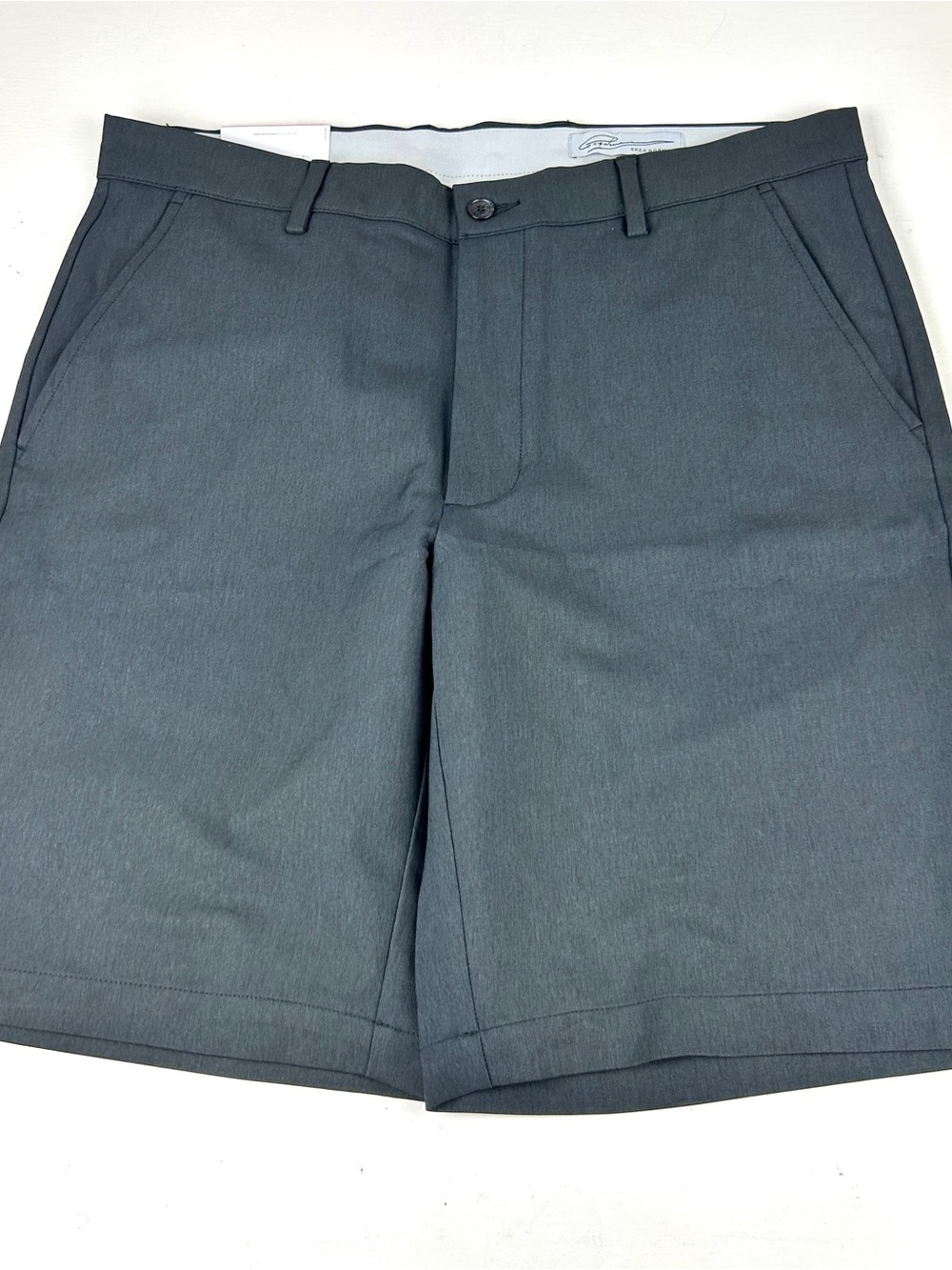 Greg Norman Collection Men's Charcoal gray golf Performance Shorts 34 new